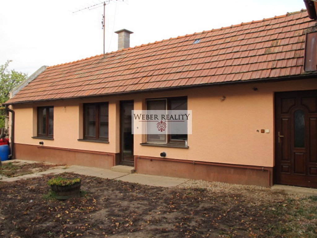 WEBER REALITY 2-izbový nezariadený Rodinný dom vo Viničnom (prvá dedinka 4 km od Pezinku)